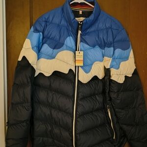 Marine Layer Wave Pattern Jacket in Blues And white